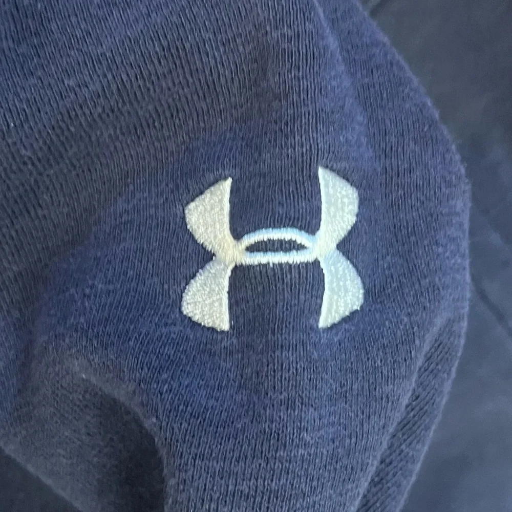 Under Armour unisex boy girl hoodie medium 10/12 loose fit cold gear USA